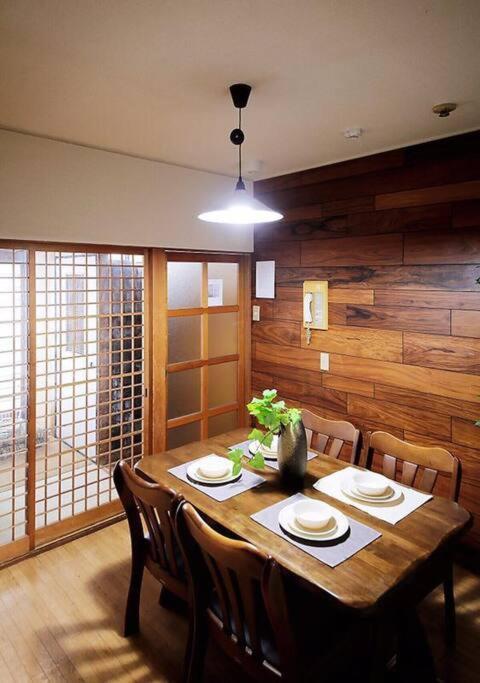 Osaka Misaki Traditional Japanese House 2-6 Ppl Near Station Bagian luar foto